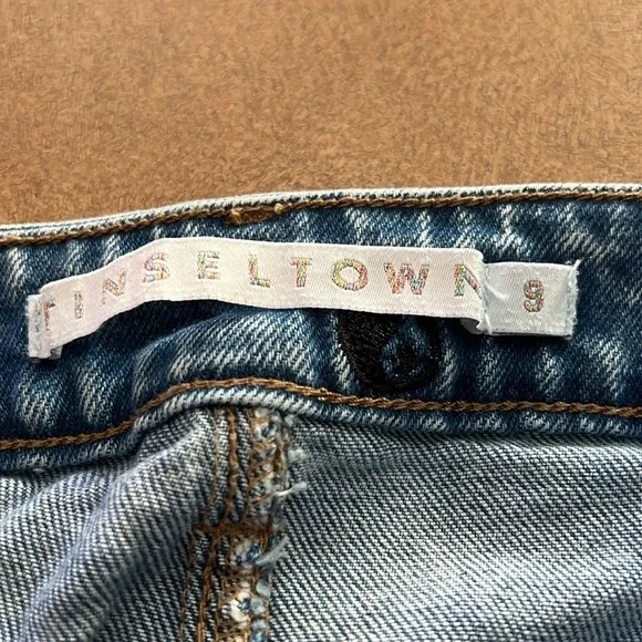 Distressed Denim Jeans - Picture 6 of 8
